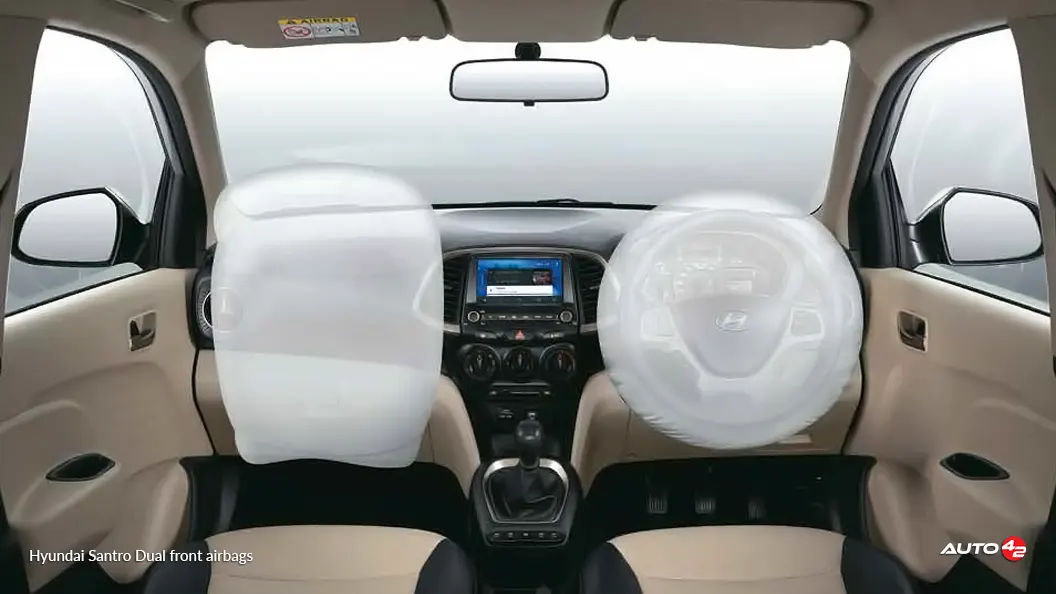 Hyundai Santro Dual front airbags