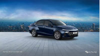 Hyundai Verna Front Right Side