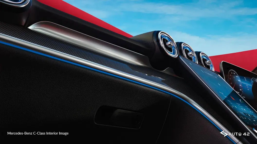Mercedes-Benz C-Class Interior Image