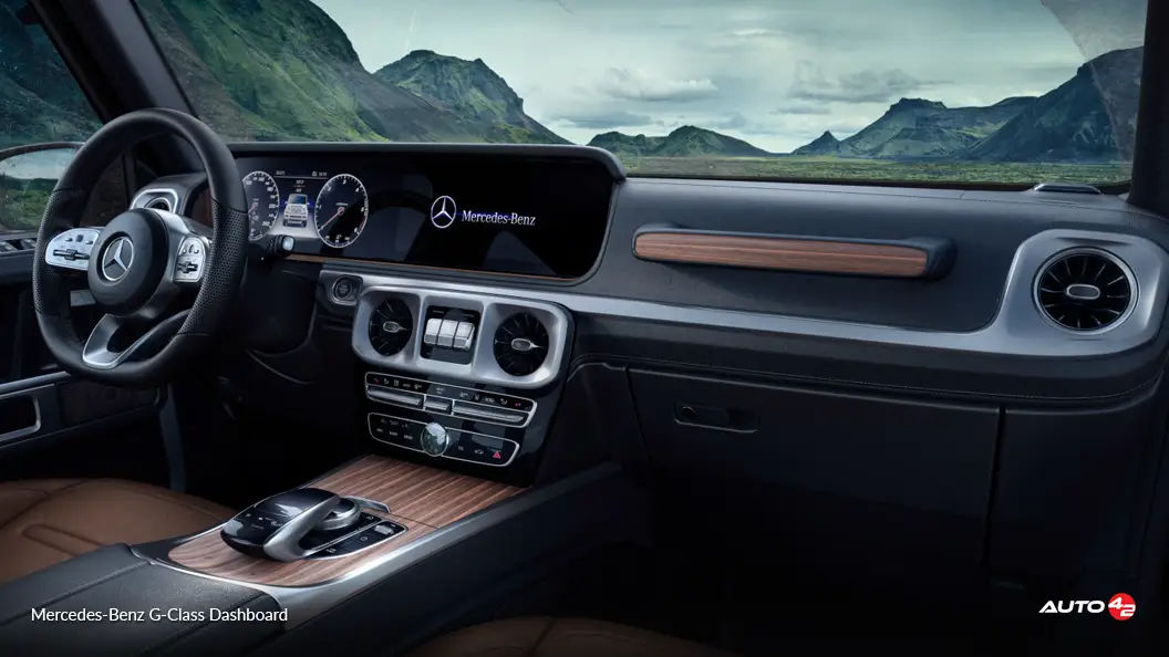 Mercedes-Benz G-Class Dashboard