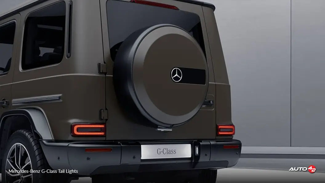 Mercedes-Benz G-Class Tail Lights