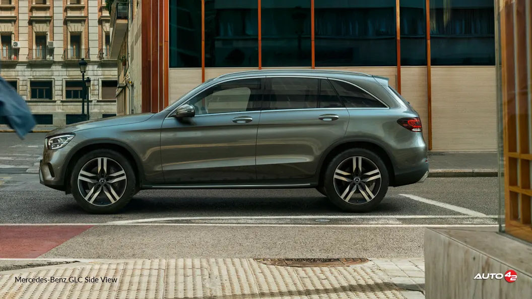 Mercedes-Benz GLC Side View