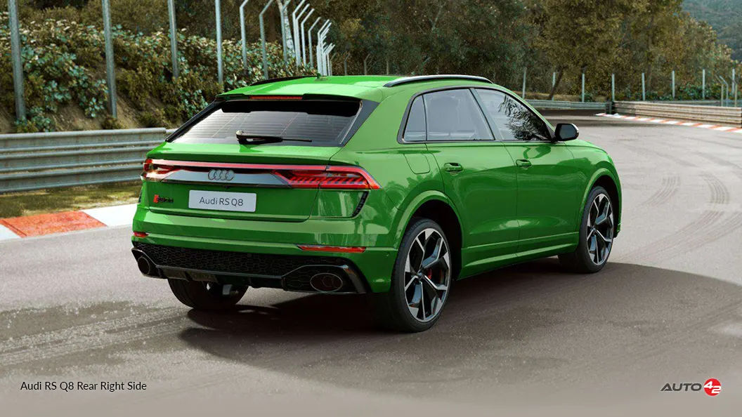 Audi RS Q8 Rear Right Side