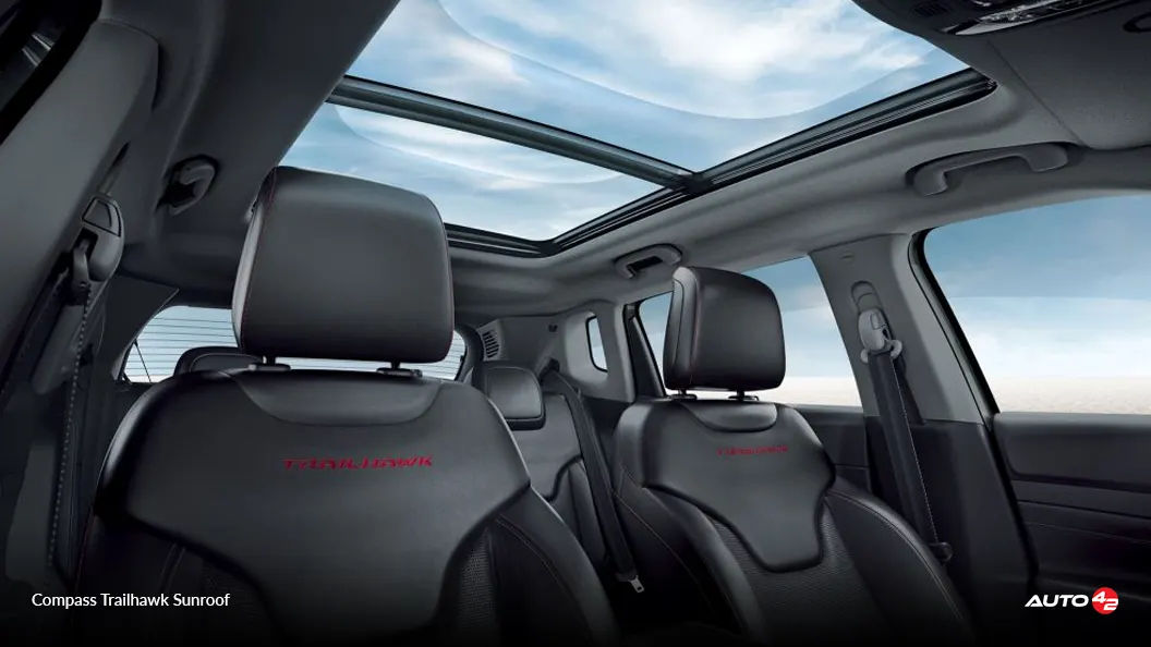 Compass Trailhawk Sunroof
