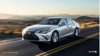 Lexus ES Front Left Side