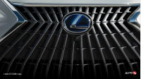 Lexus ES Grille Logo