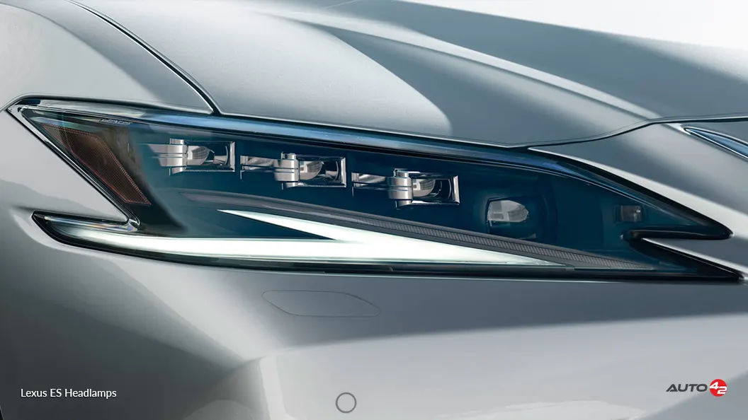 Lexus ES Headlamps