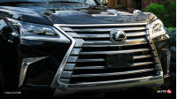 Lexus LX Grille