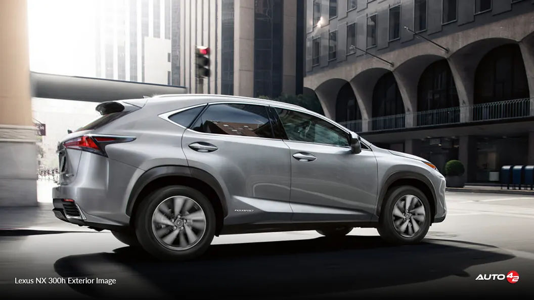 Lexus NX 300h Exterior Image 1