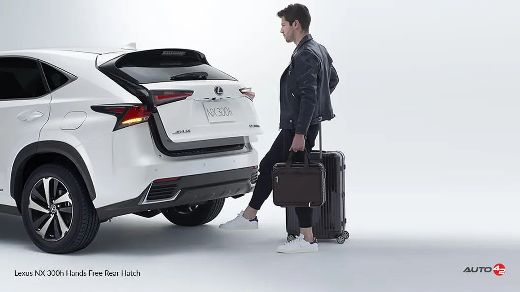 Lexus NX 300h Hands Free Rear Hatch