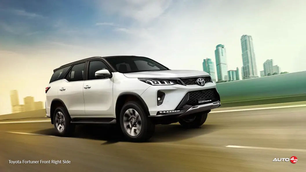 Toyota Fortuner Front Right Side