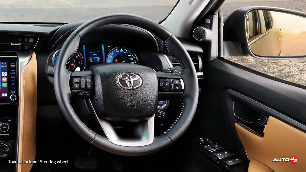 Toyota Fortuner Steering wheel