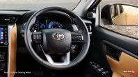 Toyota Fortuner Steering wheel