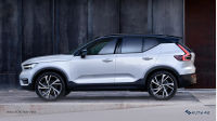 Volvo XC40 Side View