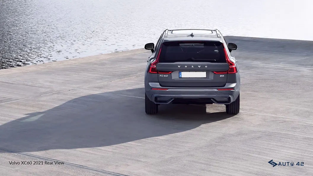 Volvo XC60 2021 Rear View