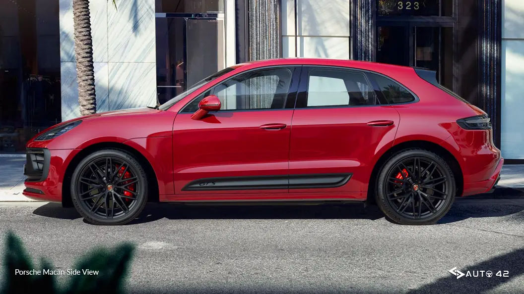 Porsche Macan Side View