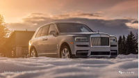 Rolls-Royce Cullinan Front Right Side