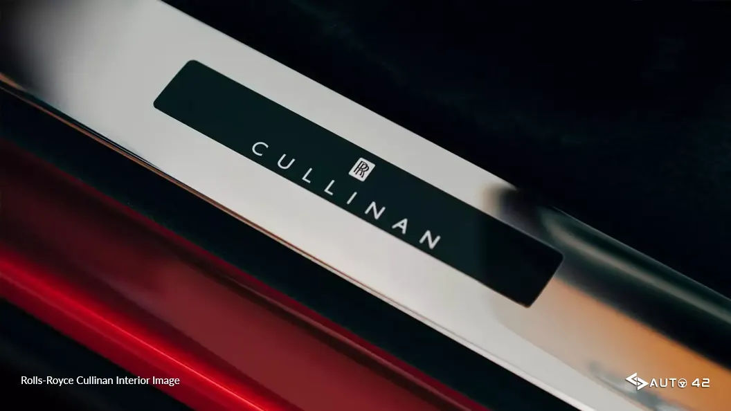 Rolls-Royce Cullinan Interior Image