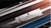 Rolls-Royce Dawn Exterior Image 1
