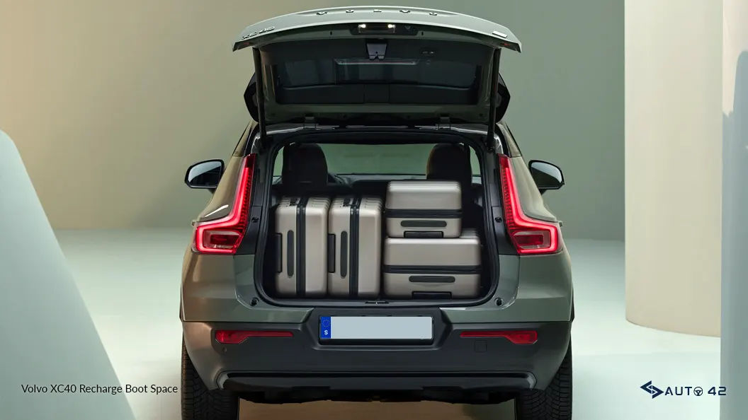 Volvo XC40 Recharge Boot Space