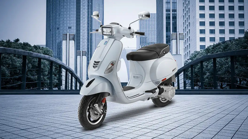 Vespa on road discount price