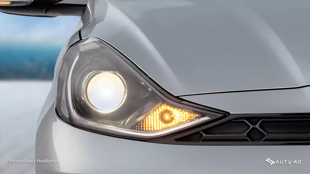 Hyundai Aura Headlamps