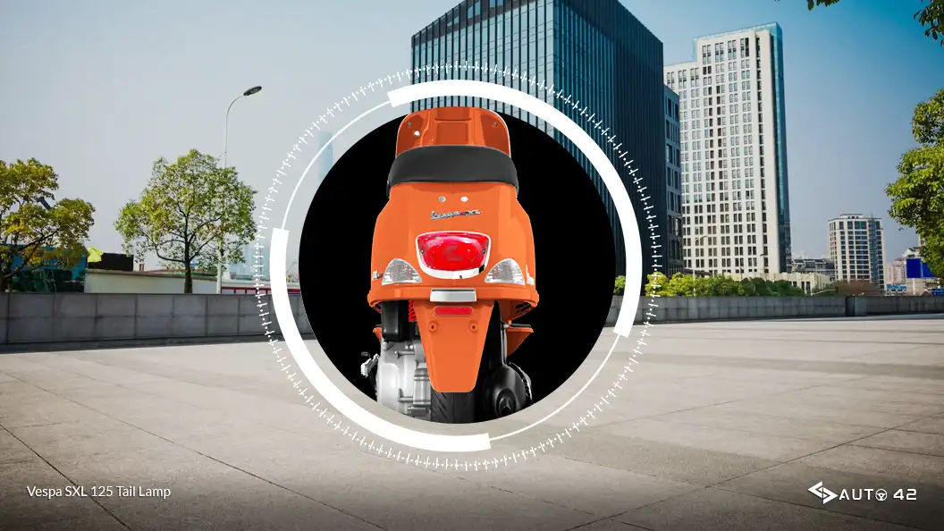 Vespa SXL 125 Tail Lamp