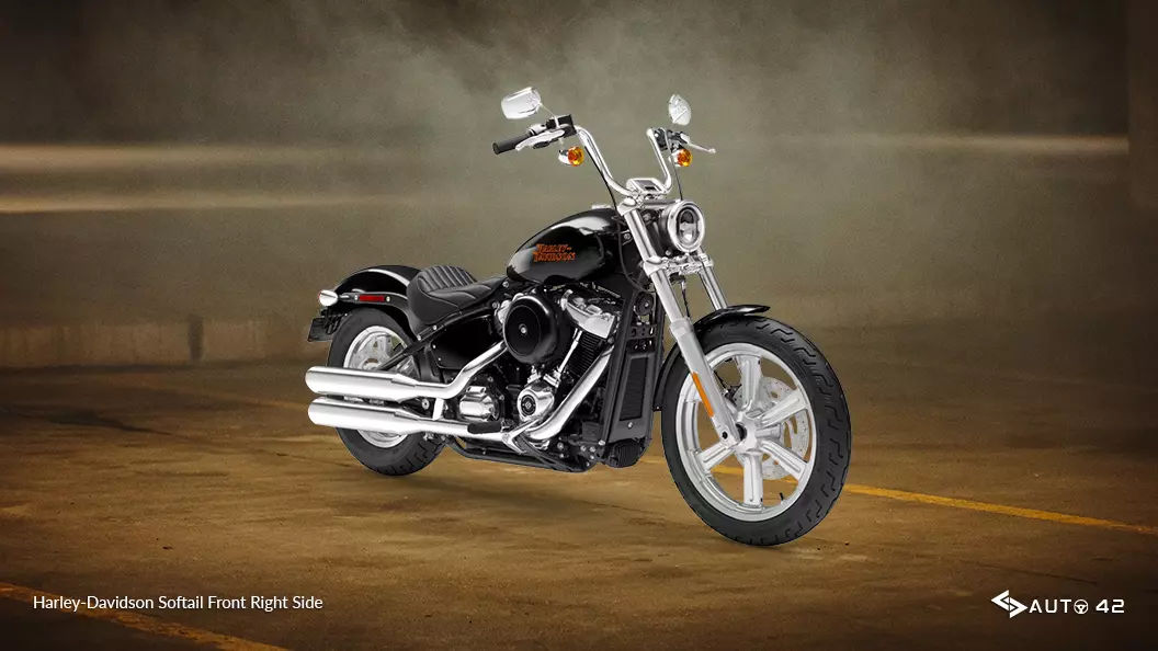 Harley-Davidson Softail Front Right Side