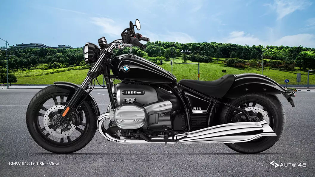 BMW R18 Left Side View
