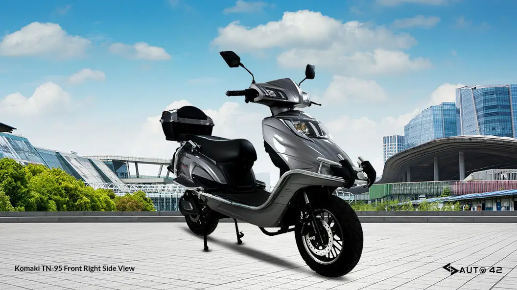 Komaki TN-95 Front Right Side View