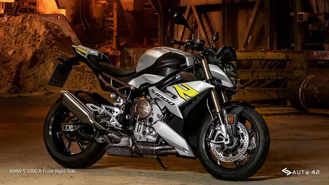 BMW S 1000 R Front Right Side