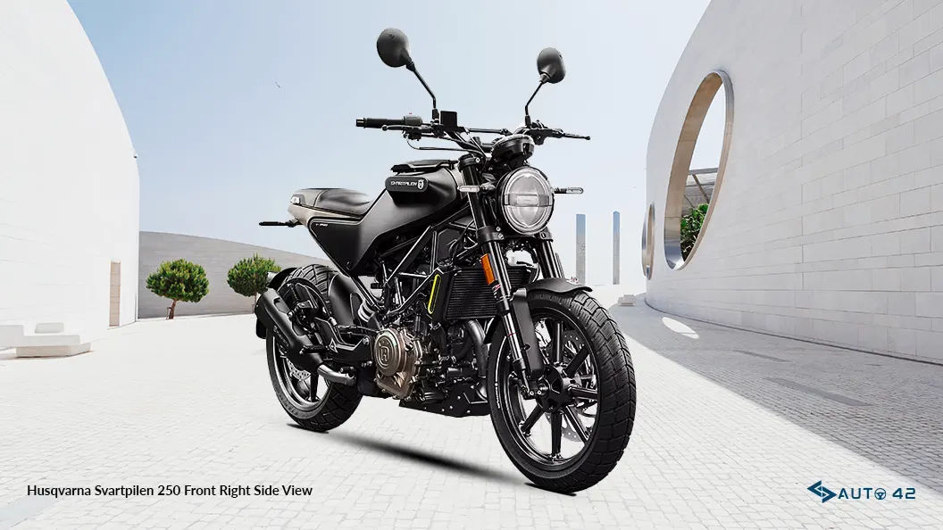 Husqvarna Svartpilen 250 Front Right Side View